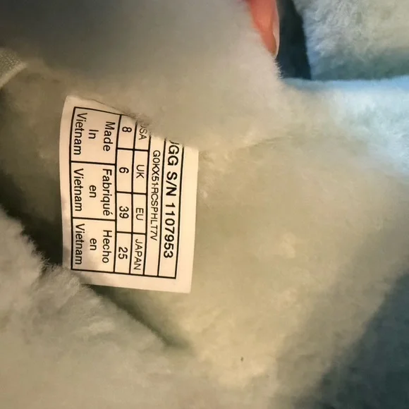 Ugg fuzz yeah strappy Slipper slide sheepskin Sherpa Fuzzy Warm Sandal Size 8 - Picture 5 of 5